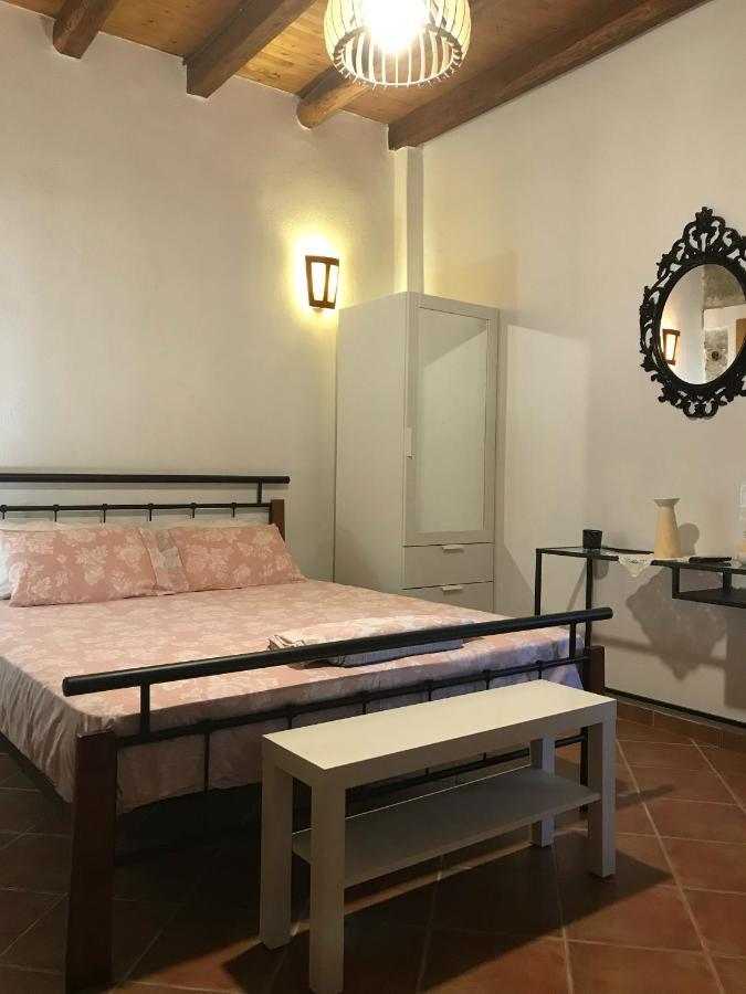 시키아 Kyr Gianni Mansion 빌라 외부 사진